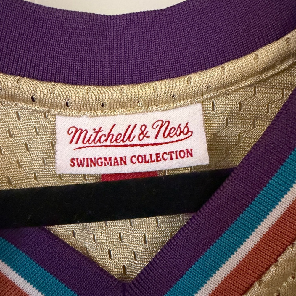 Mitchell & Ness Gold Hardwood Classics Swingman Jersey